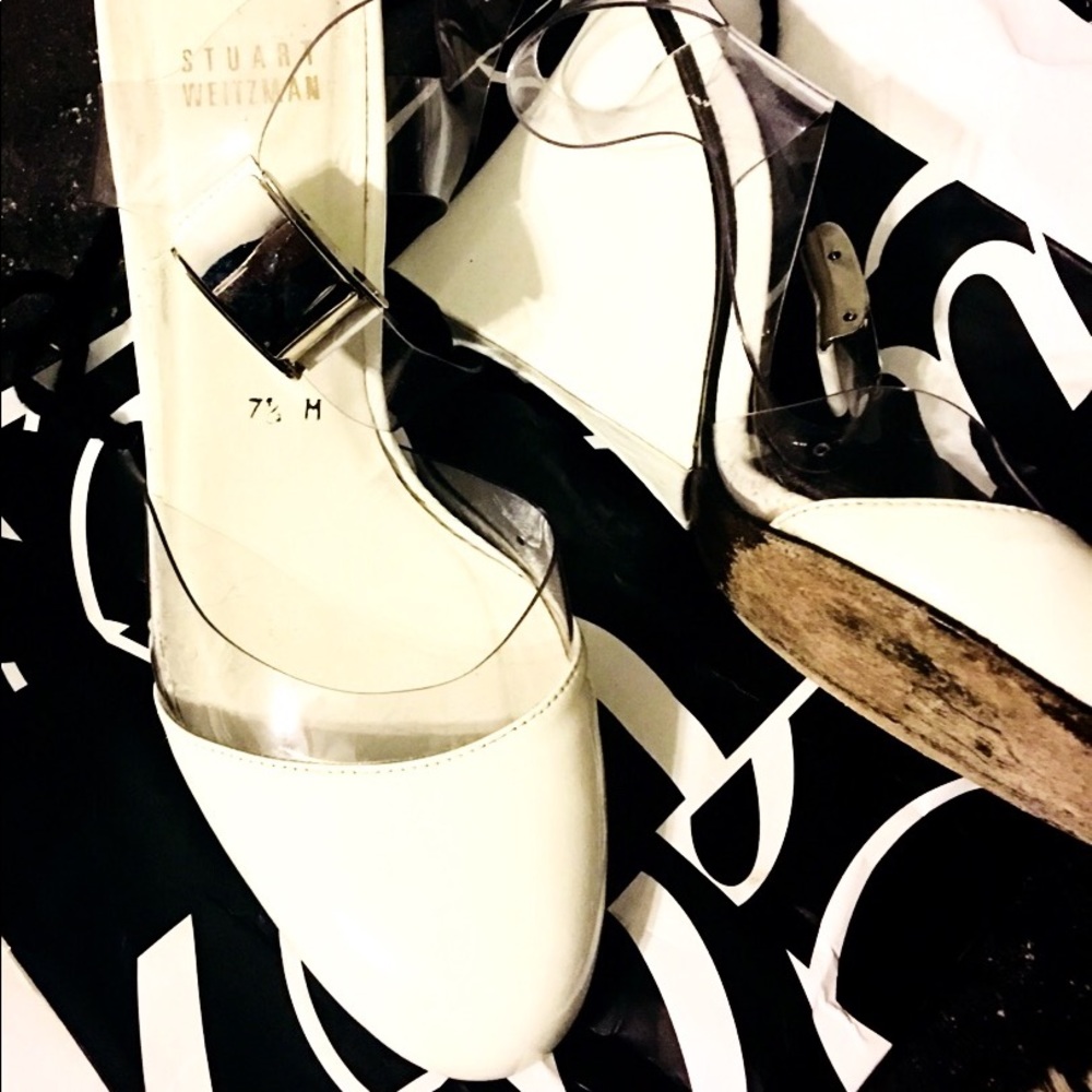Stuart Weitzman - Picture 3 of 5